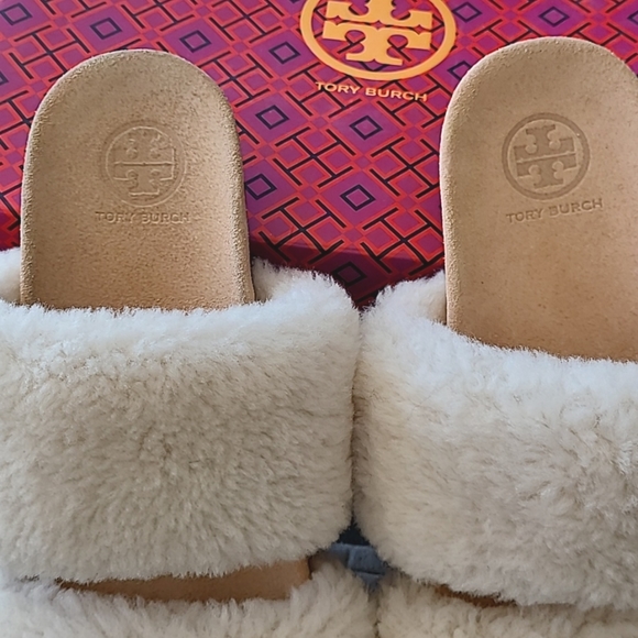 Tory Burch Sheldon Shearling Slides - Picture 5 of 8